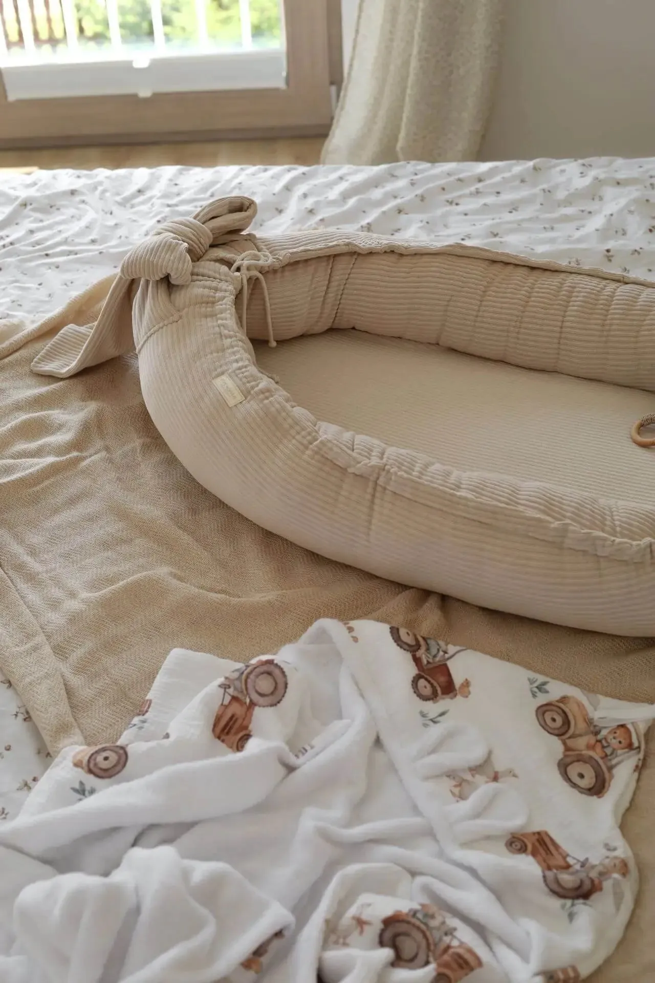Handmade Soft Corduroy Velour Baby Nest - Beige